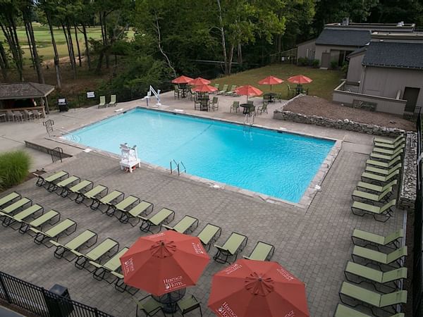 Luxury spa pool at Heritage Hotel Golf Spa Southbury